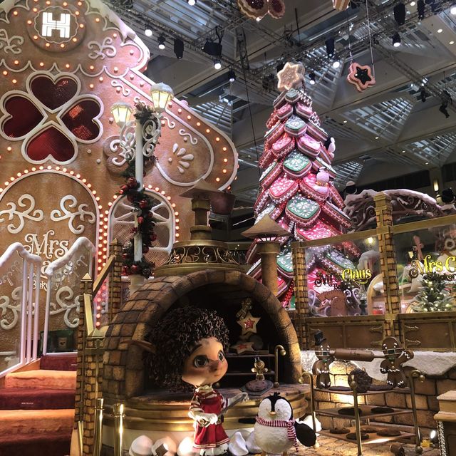 Landmark Xmas Installation 2022