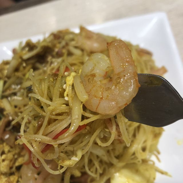 落住雨都要去食茶餐😄