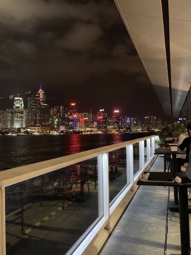 無敵海景下的浪漫晚餐