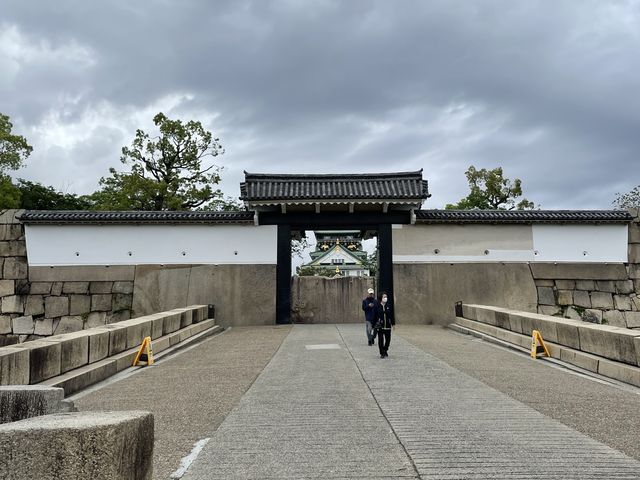 【大阪城公園】天守閣はもちろんお花見、お散歩なんでもできる