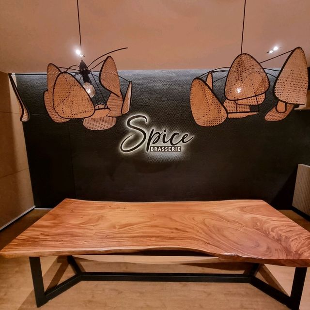 Spice Brasserie @ PARKROYAL on Kitchener Road