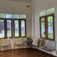 la luna gallery เสพศิลป์ที่เชียงใหม่