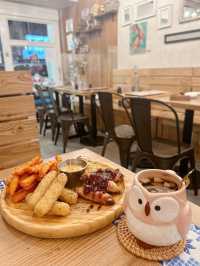 太子文青café🦉📸️聖誕🎄氣氛濃厚💛