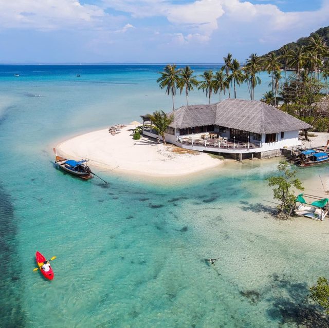 Saii Phi Phi Island Village ติดเกาะพีพีดีต่อใจ