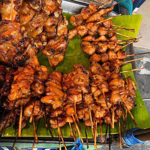 ร้านหมูย่างหน้าตลาดวัดลุ่ม(เช้า)​ ระยอง