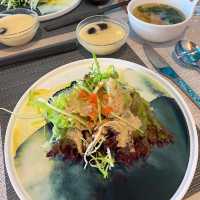 超海鮮既刺身丼