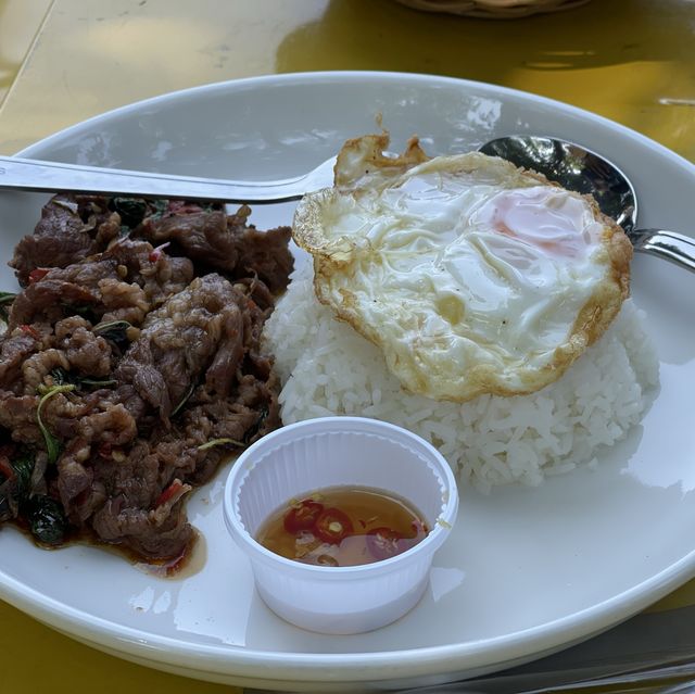 Pirom Cafe 