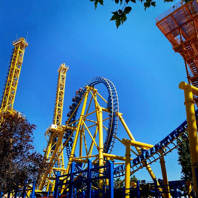 A thrilling experience @ Parque Warner!