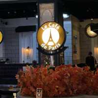 ร้านคาเฟ่สไตล์ฝรั่งเศสในเทอร์มิอล 21 พัทยา