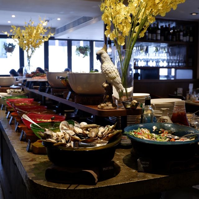 隱蔽食堂之任食烤肉、青口和吞拿魚半自助餐  