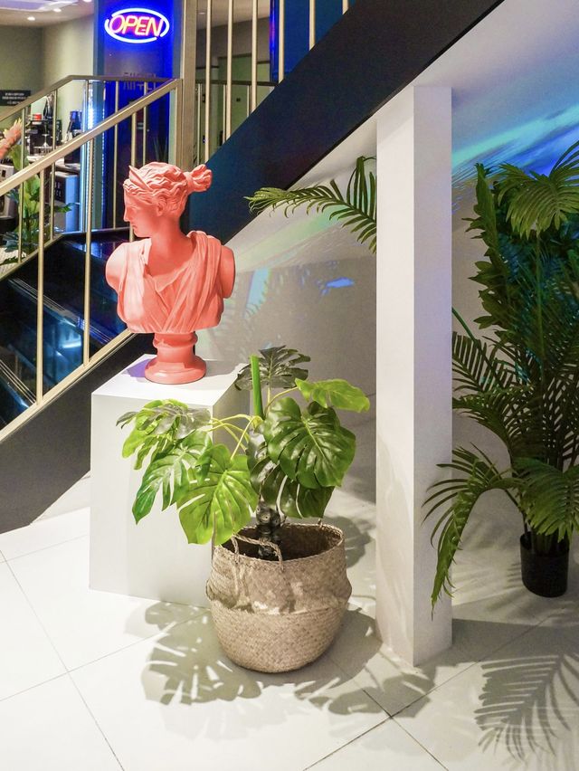 서울 근교, 화려한 미술관 컨셉 감성 호텔🎨