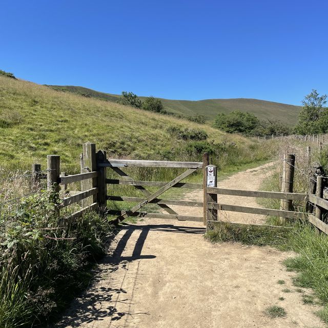 曼徹斯特出發peak district Mam Tor行山 簡易路線小朋友都行到