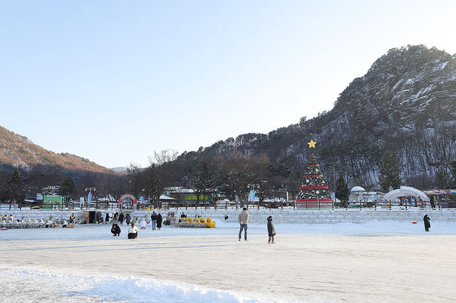 포천 산정호수 얼음썰매장 오리썰매타러가자