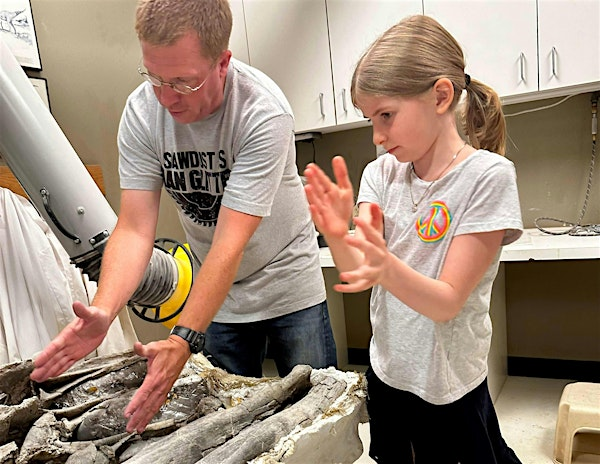 Private Collections Tour  – Your Interests, Your Pace | Burpee Museum of Natural History