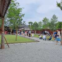 宜蘭 | 萌到翻的水豚君在「張美阿嬤農場」泡湯？！

