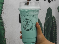 คาเฟ่สไตล์มินิมอล สุดชิคริมถนน