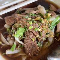 เฮียตี๋น้อย ก๋วยเตี๋ยวเนินมะกอก 🥩🥩🍜🫶🏻💗