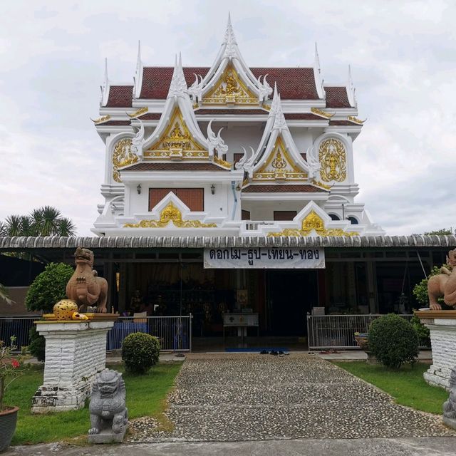 ไหว้หลวงพ่อสาคร​ ที่วัดหนองกรับ​ ระยอง