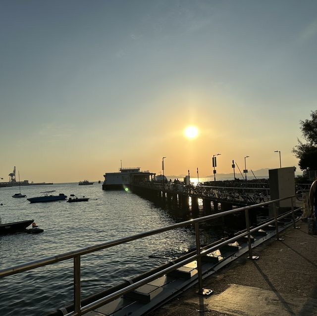 Yung Shue Wan Ferry Pier (Lamma Island)