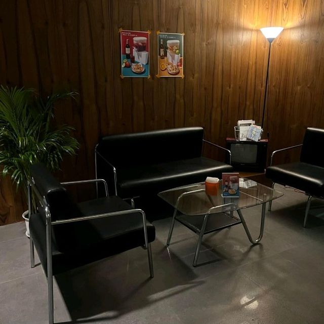 HeatWave  Coffee Bar  |  Cafe and Bar  