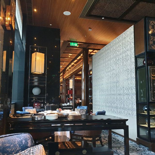 마카오의 고급식당을 찾으신다면 LAI HEEN