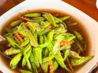 ครัวท่านํ้าอ้อย สาขาริมน้ำเจ้าพระยา 🦐🍽🍮🍛🍗