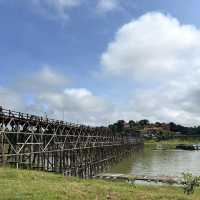 สะพานมอญ 