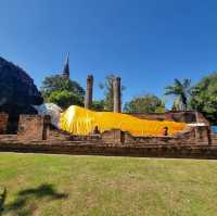 Ayutthaya, beautiful ancient city of ruins 