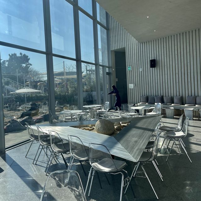 울산 통유리창 오션뷰+시네마뷰 카페 “그릿비” | 트립닷컴 울산 울산 통유리창 오션뷰+시네마뷰 카페 “그릿비” | 트립닷컴 울산 