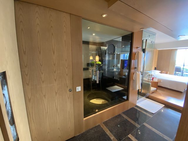靜水沁園露台海景客房 - 香港君悅酒店