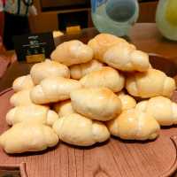 【大阪浪速区】OMO7 焼きたてパンの朝食✨