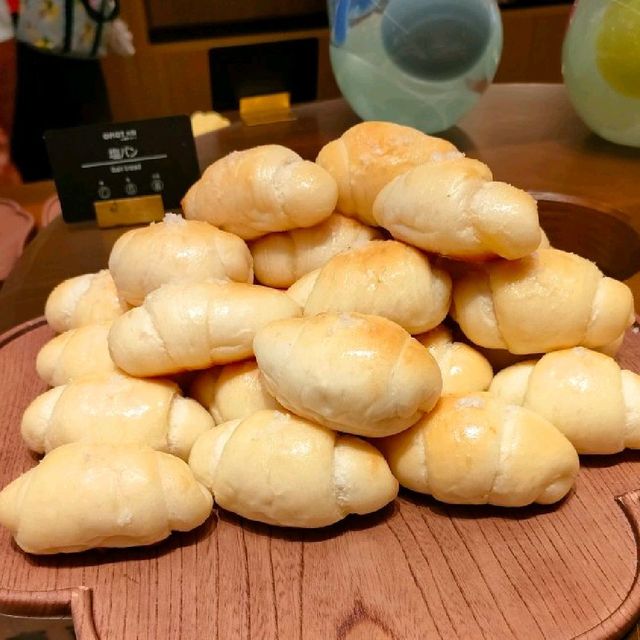 【大阪浪速区】OMO7 焼きたてパンの朝食✨