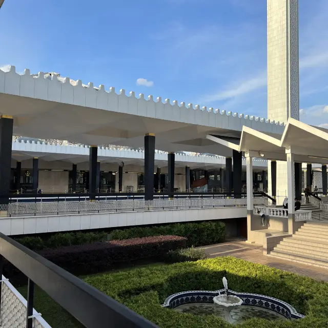 Visiting National Mosque of Malaysia 🕌