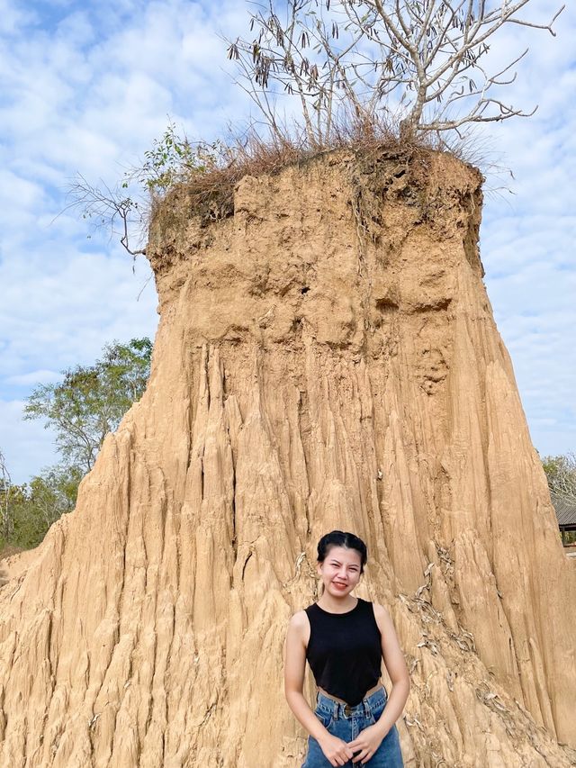 เสาดินนาน้อย และคอกเสือ🏜️🌄