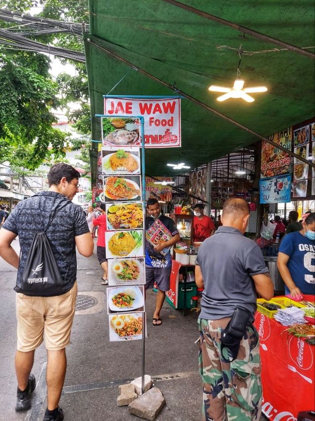 Biggest Market in Bangkok!!! 