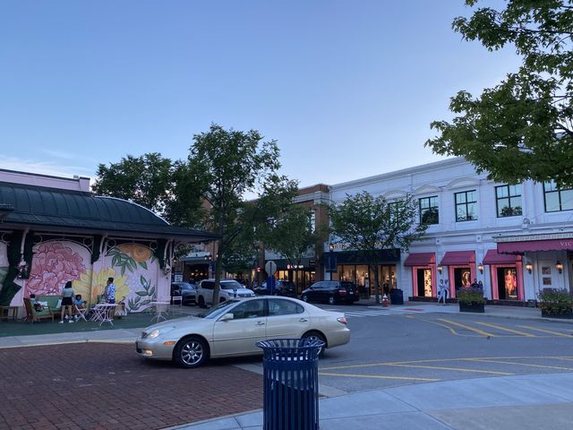 Easton Center - Nice Place for shopping