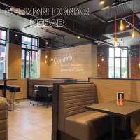 German Doner Kebab 舒適企理快餐店