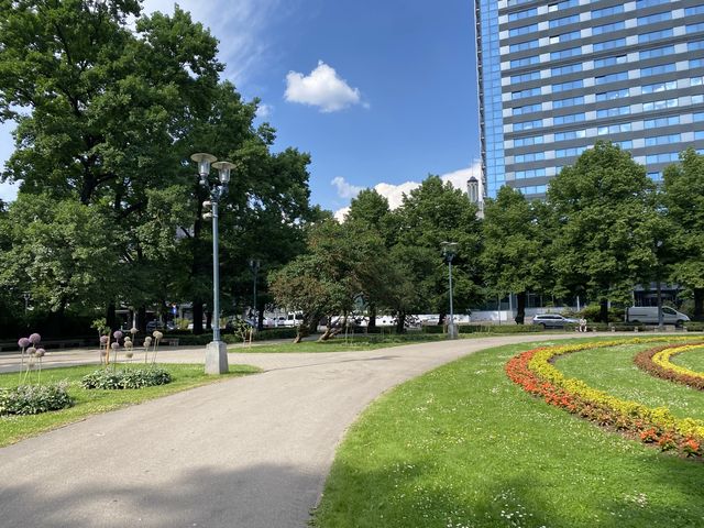拉脫維亞🇱🇻里加 拉脫維亞自由紀念碑攻略