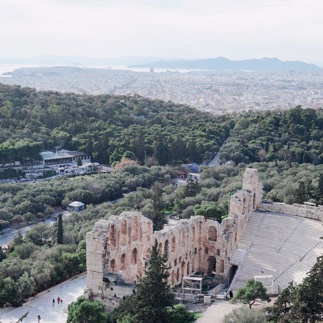 Beautiful Acropolis of Athens! 🇬🇷