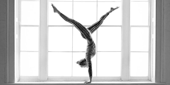 Beginner Handstands with Verity B. | Chrishall Village Hall
