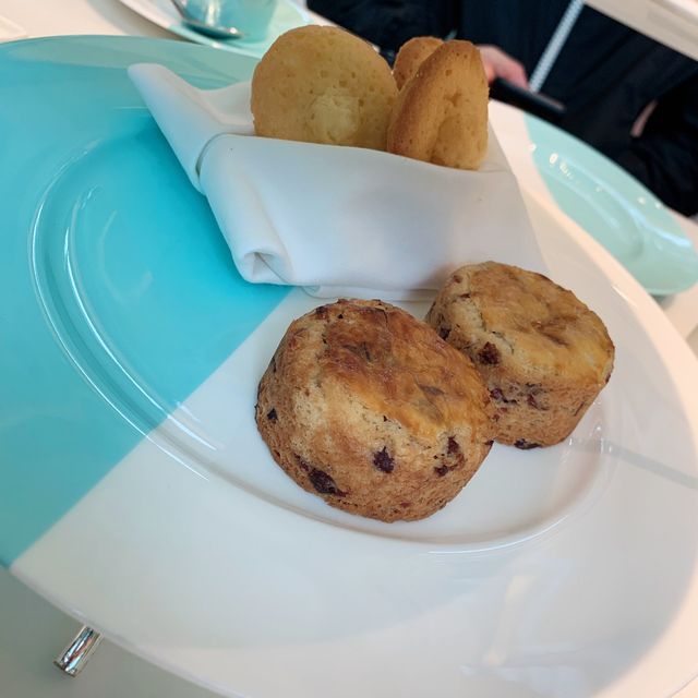 Tiffany cafe 