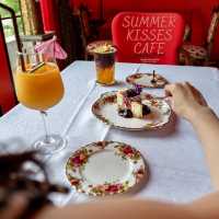 Summer Kisses Café