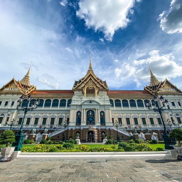 วัดพระแก้ว วัดสวยคู่บ้าน คู่เมืองไทย