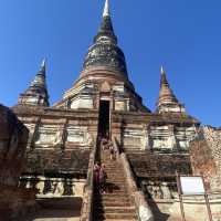 Ayutthaya, beautiful ancient city of ruins 