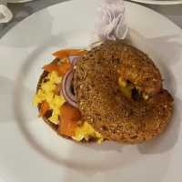 Room service 早餐