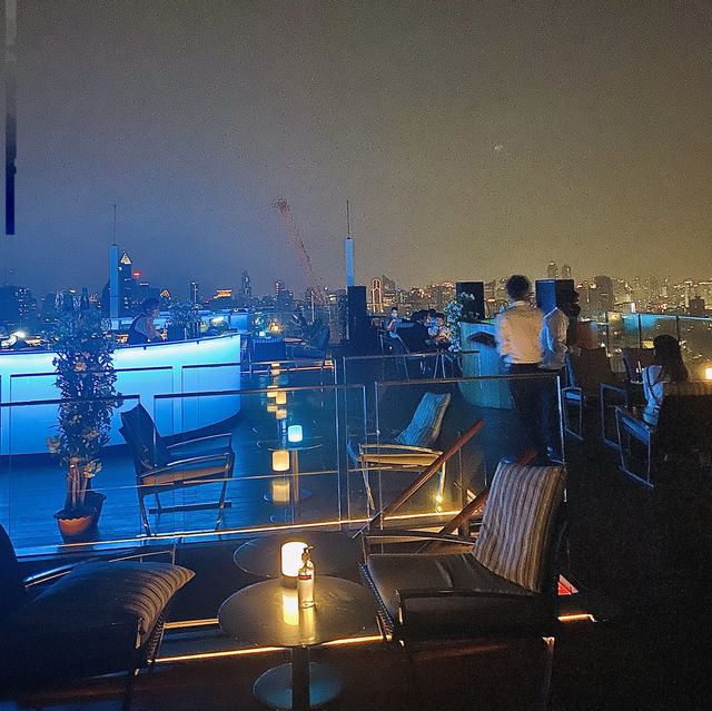 45층 🌃 City View At Roop Top 