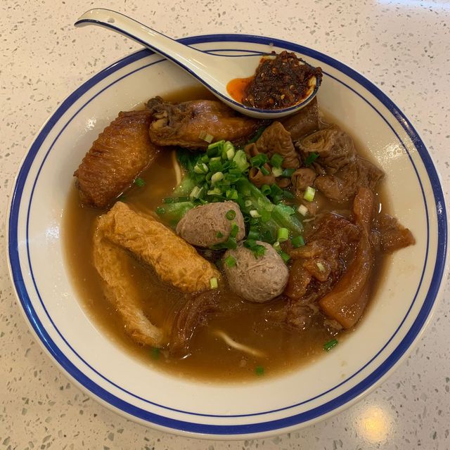 銅鑼灣超抵食車仔麵店🍜懷舊屋邨裝修風格🪑🚪