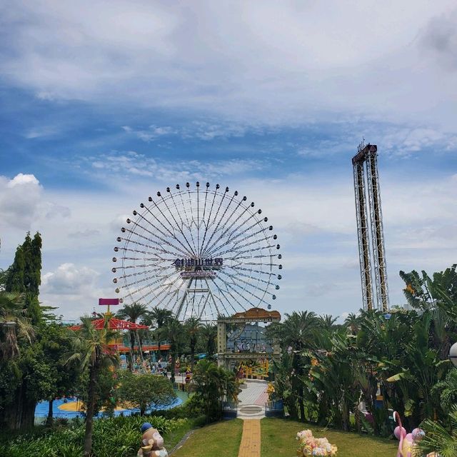 劍湖山遊樂園