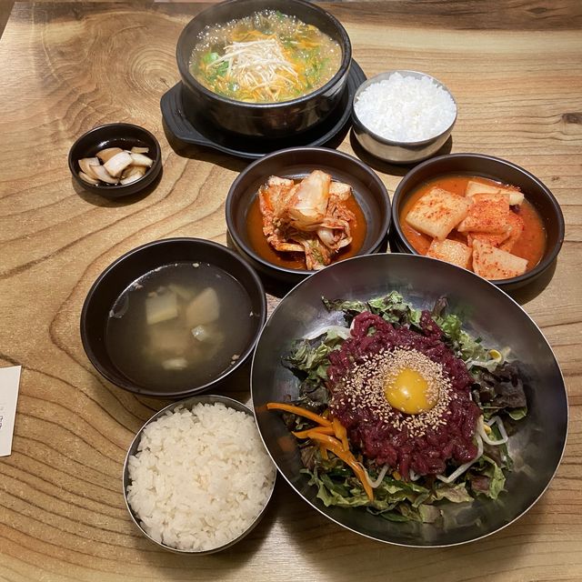 [수원] 육회비빔밥 맛집 ‘삼춘옥’ 🍚