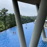 플로팅 요가하면서 숲캉스도 즐기는 제주 클리프호텔